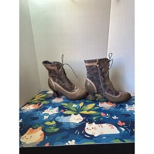 L'Artiste Spring Step Women’s Bewitch Floral Ankle Boots Heels Size 41